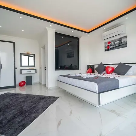 Villa Kalkan'da Deniz Manzarali Kaş